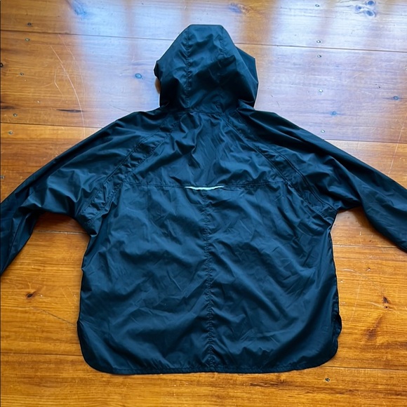 Gap (GapFit) Anorak Jacket - Picture 3 of 5